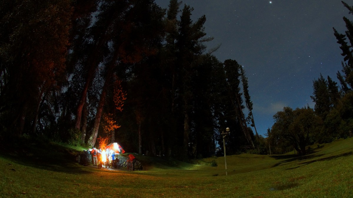 senderismo nocturno