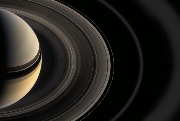 Planetas con anillos. Imagen tomada por la sonda Cassini que muestra los anillos de Saturno.