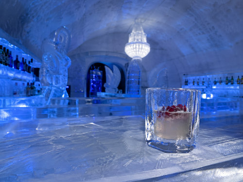copa de hielo en bar hielo suecia